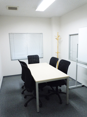 2021meetingroom1654.jpg